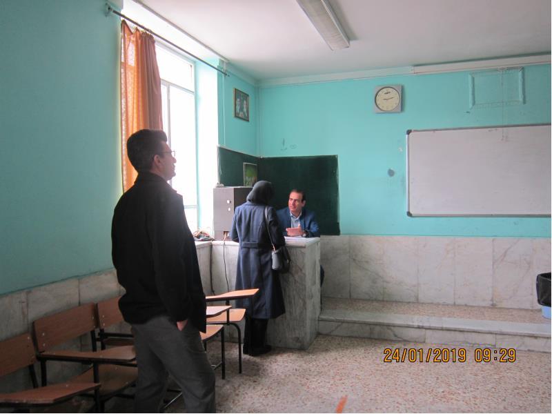 جلسه دیدار اولیا با دبیران دی ماه 98-97