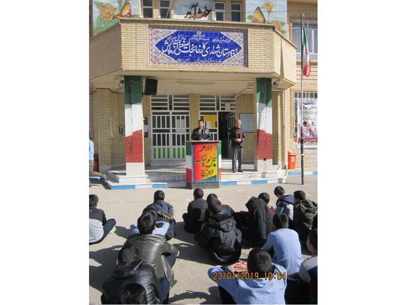 مسابقه نجات تخم مرغ با همکاری بسیج دانش آموزی طح شهید بهنام محمدی